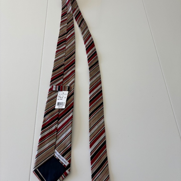 New Burberry men’s tie - Picture 1 of 1
